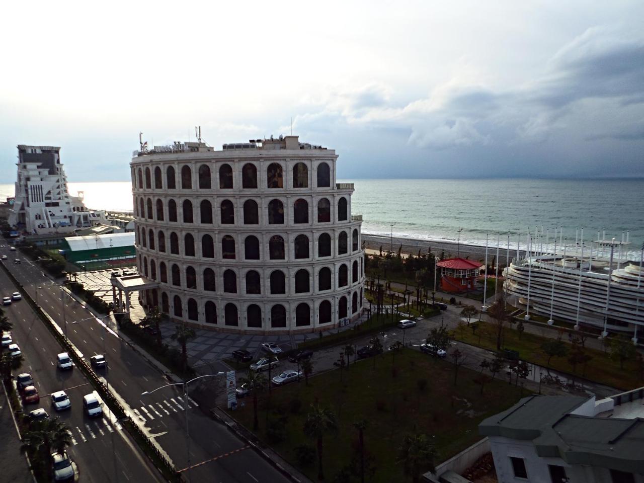 Sea View Rock Hotel Batumi Zewnętrze zdjęcie